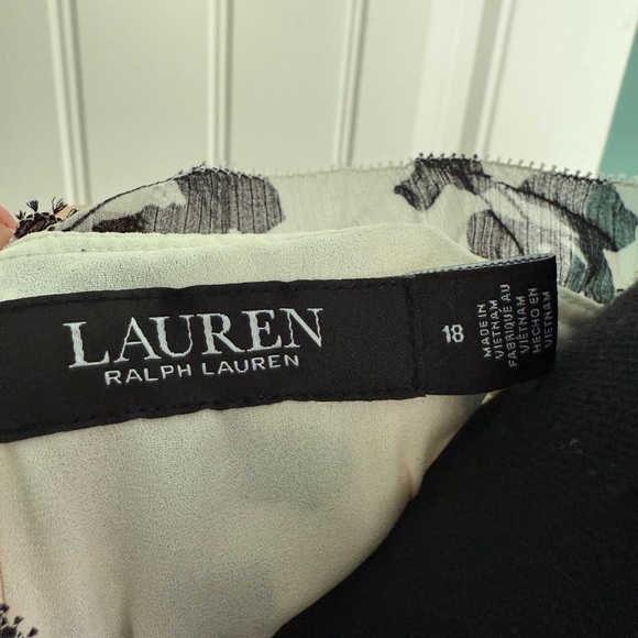 Ralph Lauren Floral Ruffle Trim Dress - 18 - Black and White - Picture 5 of 6